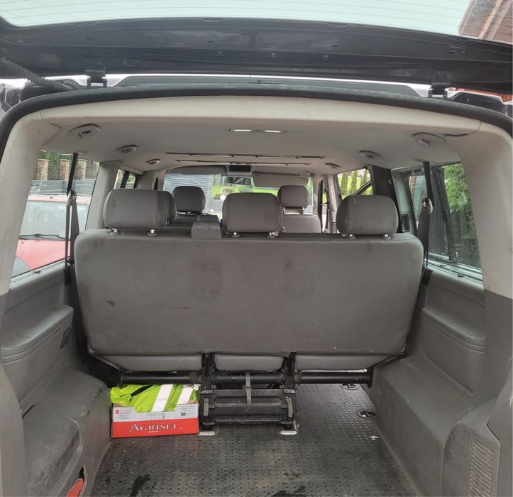 Vw caravelle 1.9tdi klima dluga czarny metalik zamiana