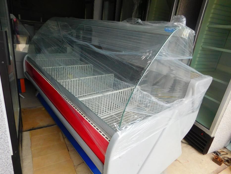 Холодильники для магазина б\у.