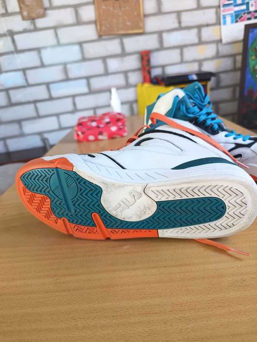 кросівки баскетбольні