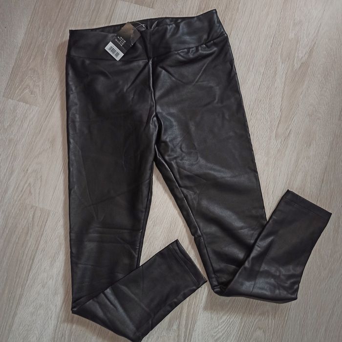 NOWE. Skórzane legginsy damskie r 38 M