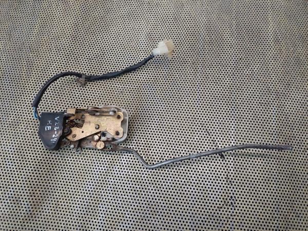 Fechadura / fecho porta frente esquerdo ROVER 400 Sedan (XW)