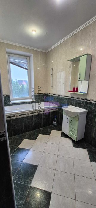 Продаж 3пов будинок, 20 сот 368м2 вул Лісова 169 с.Романків. Ходосівка