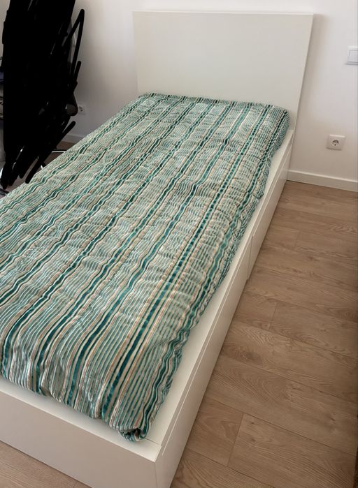 Cama solteiro IKEA MALM branca + colchão + estrado + 2 gavetões