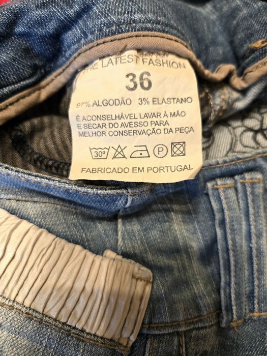 Calças personalizadas em ganga