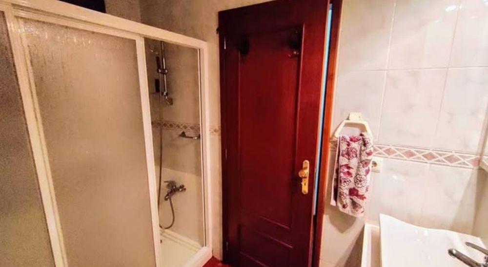 Quarto para arrendar