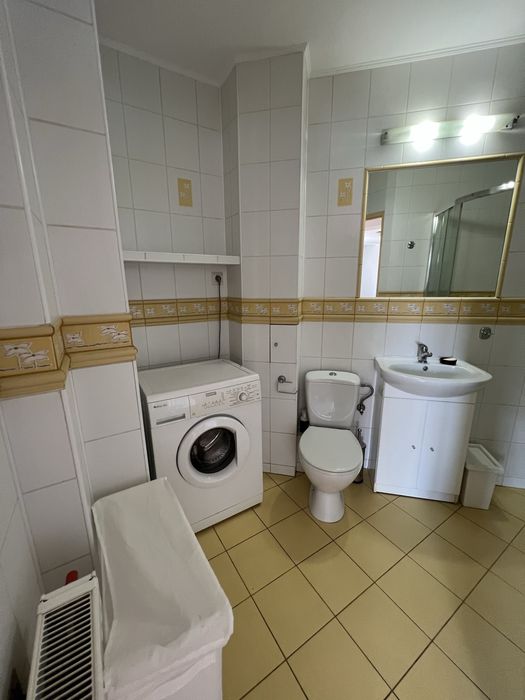 Wynajmę przestronne mieszkanie typu studio
