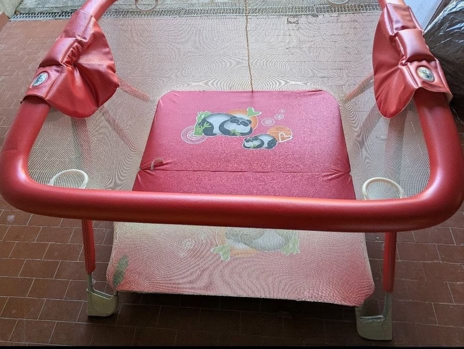 Kojec dla dzieci firmy Cam (Włochy)