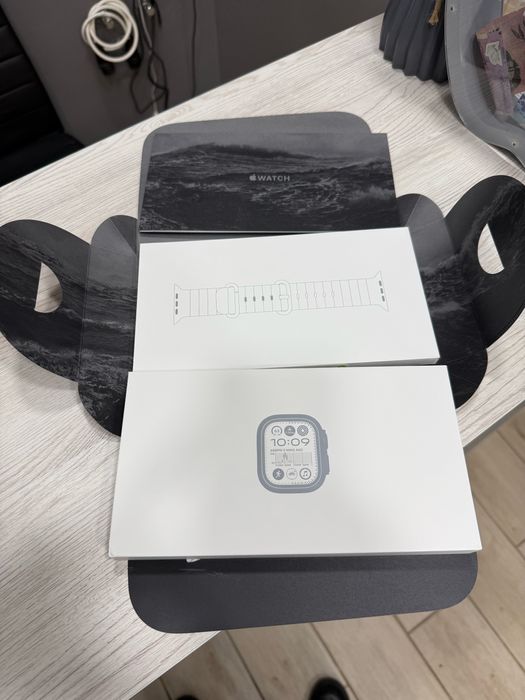 new apple watch ultra 2 49mm black titanium (нові )
