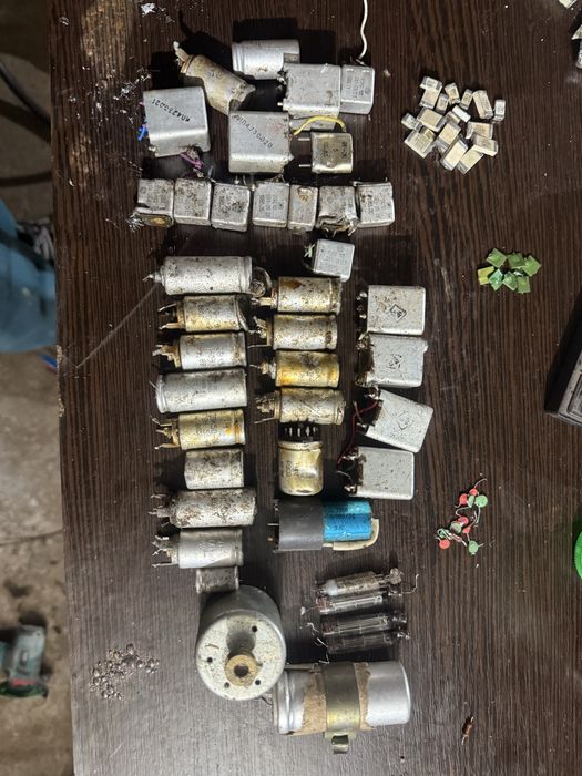 Радиодетали ссср КМ конденсаторы и прочее