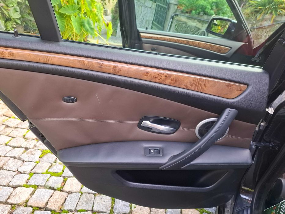 B M W 530 usada em muito bom estado geral