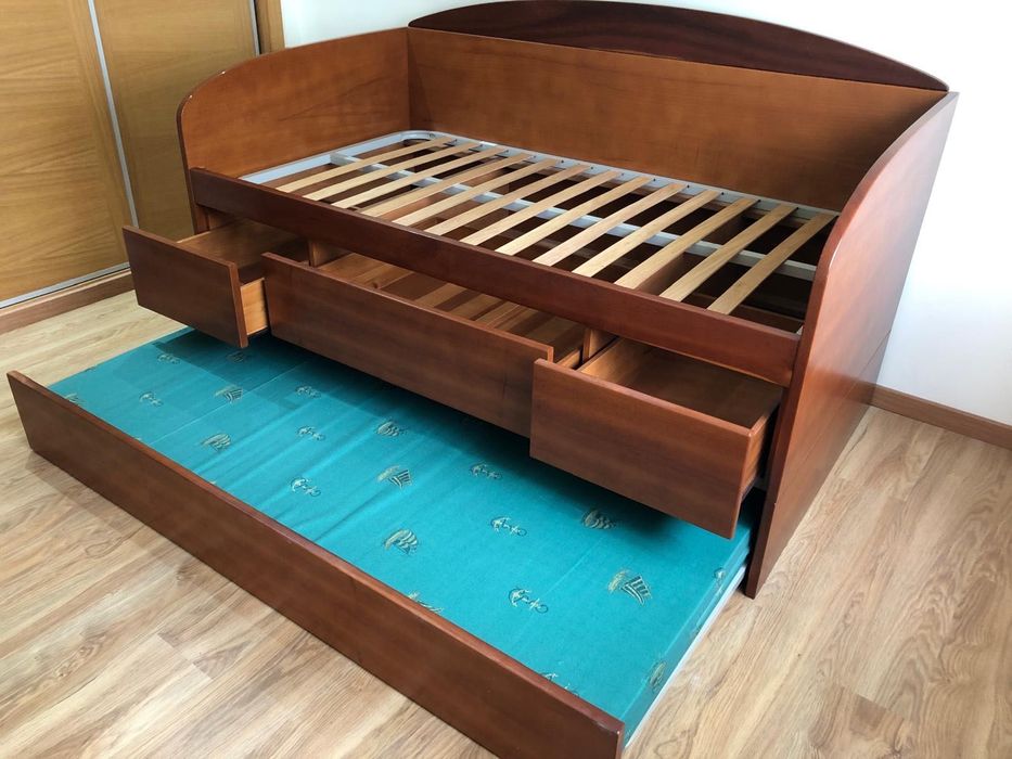 Cama Dupla com 3 Gavetas de Armazenamento – Prática e Elegante!