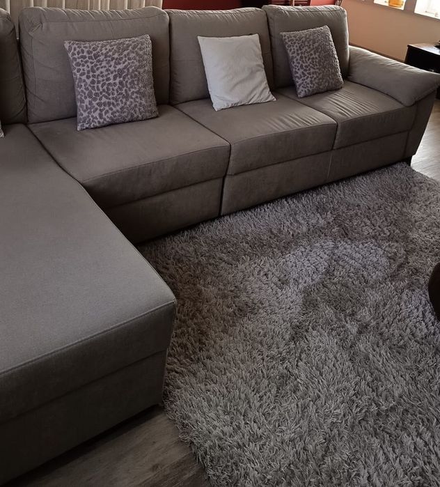 Vendo sofa com chaise longue