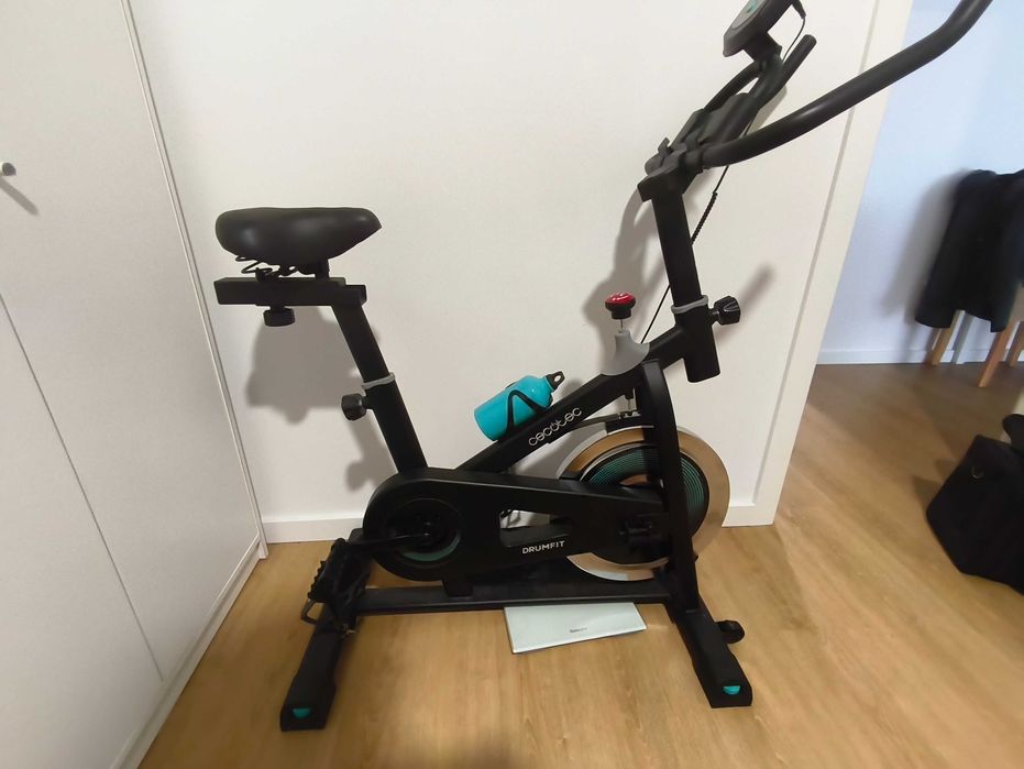 Bicicleta estática Cecotec como nova498749469539717124