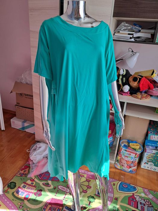 Sukienka damska z krótkim rękawem