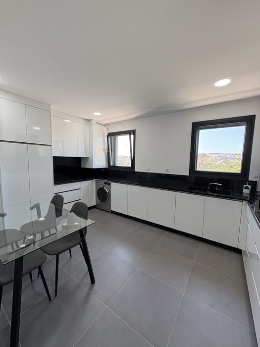 Apartamento T4 Novo à Venda | Nunca Habitado!