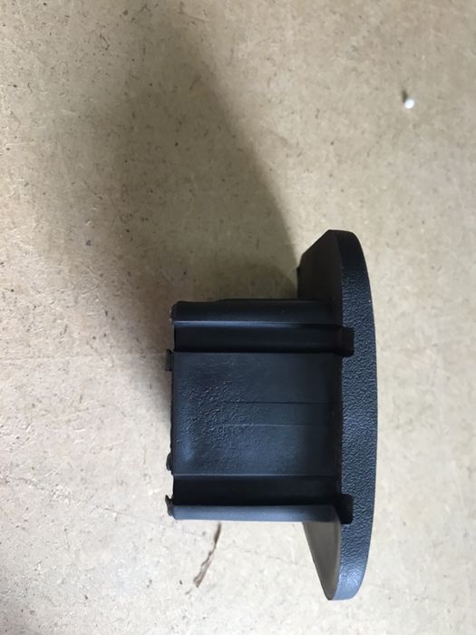 Заглушка фаркопа оригинал Lexus GX LX американский стандарт 50/50