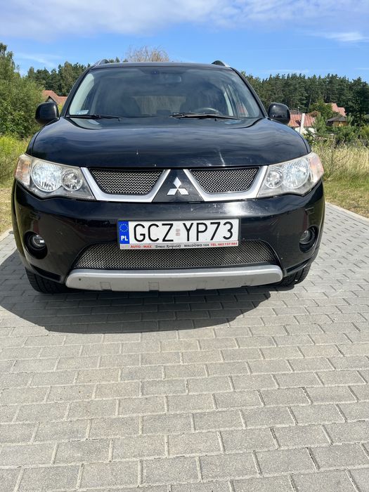 Mitshubishi outlander 2.0 did 7 osob