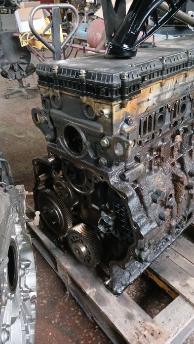 ГБС 0M 471 та  OM470  головка   mercedes actros