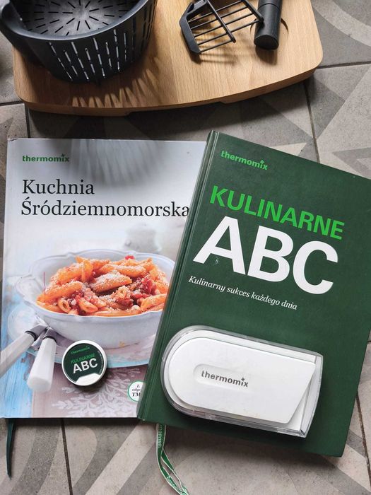 Sprzedam Termomix TM5 + deską