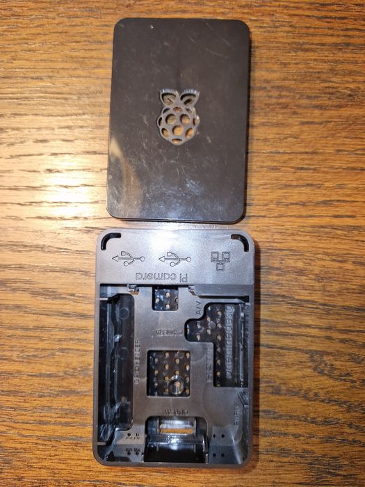 Raspberry pi 3 model B com starter kit, caixa e microSD