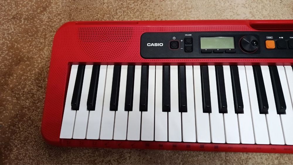 Синтезатор Casio CT-S200