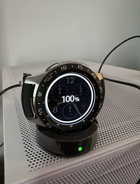 Galaxy Watch 46mm
In box, with all accessories 
With64170808401794120