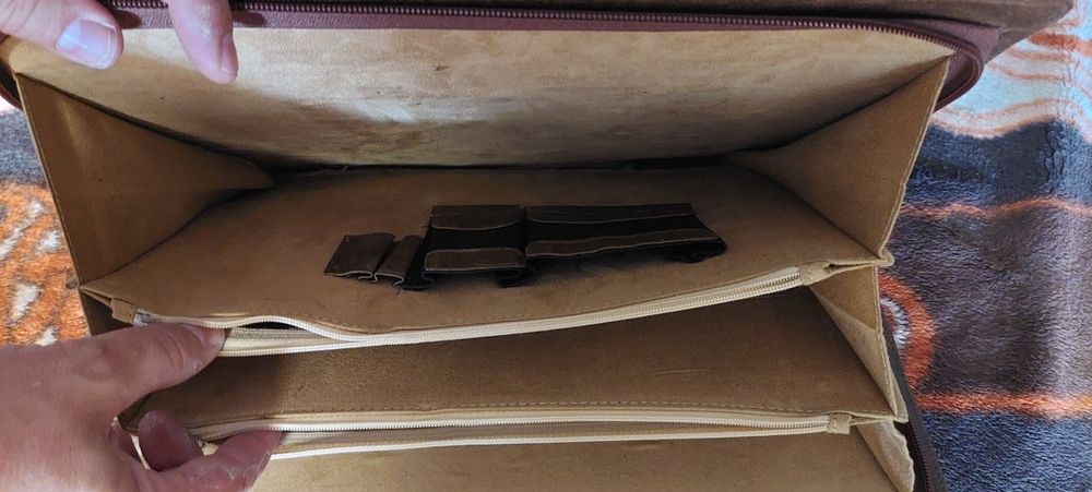 Папка шкіряна чоловіча для паперів