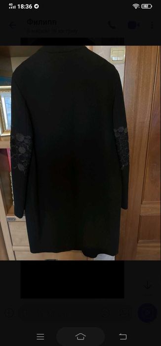 Чорна накидка -пончо  з коміром із хутра, виробництво Італія