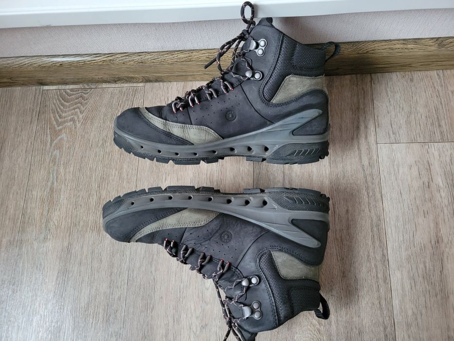 Продаю ботинки, ботинки Ecco оригінал, розмір 38