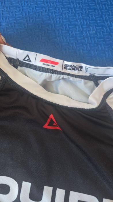 Kimono Infantil + 2 rashguards (Gracie Barra)