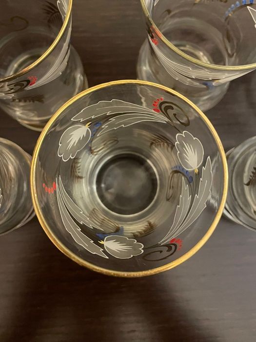 Conjunto 6 copos + jarro antigos