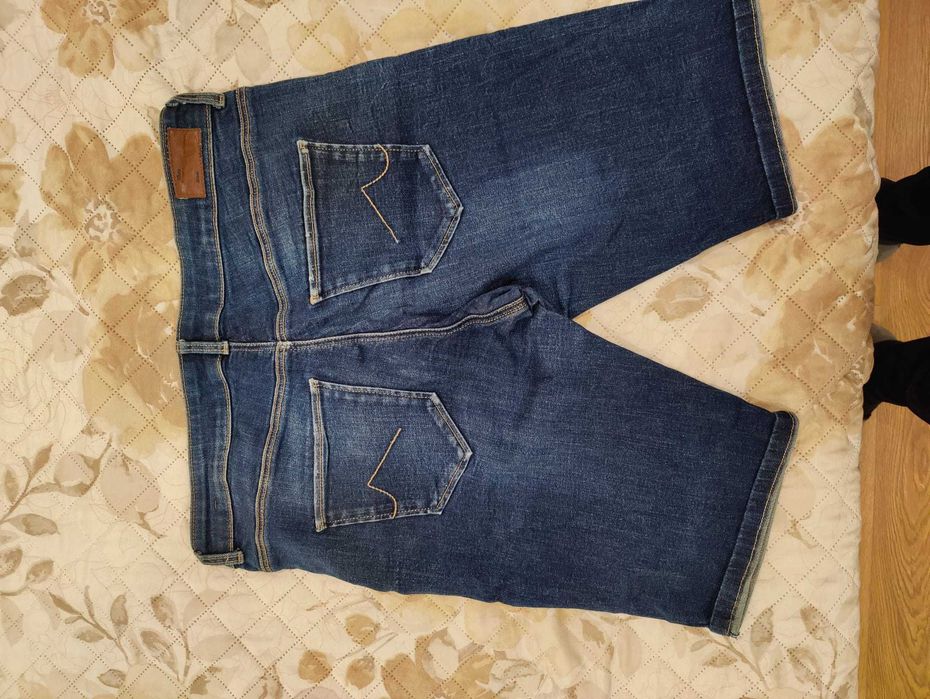 Calções de ganga C & A tam. 40 em excelente estado