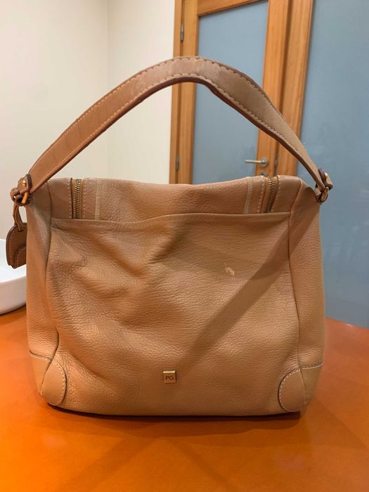 Carteira Purificacion Garcia