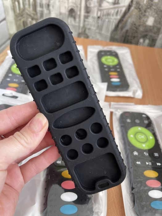 Силіконовий пульт-прорізувач для дітей від 3місяців