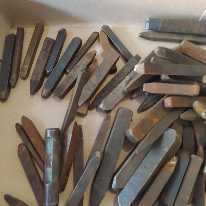 Клейма разные буквы и цифры времени союза 110 шт цена за всё