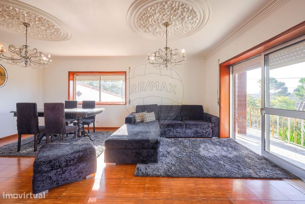 Moradia T6 para venda