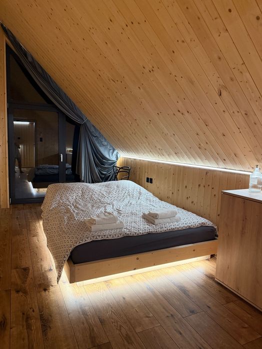 Glamping Polesie-domek z balią Grabniak jezioro Rotcze.