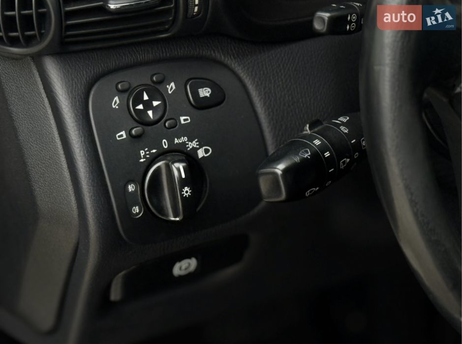 Mercedes-benz W203 C 180 Kompressor РЕСТАИЛІНГ