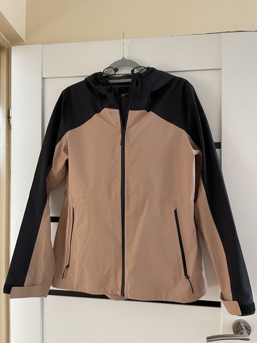 Damska wodoodporna kurtka tekkingowa