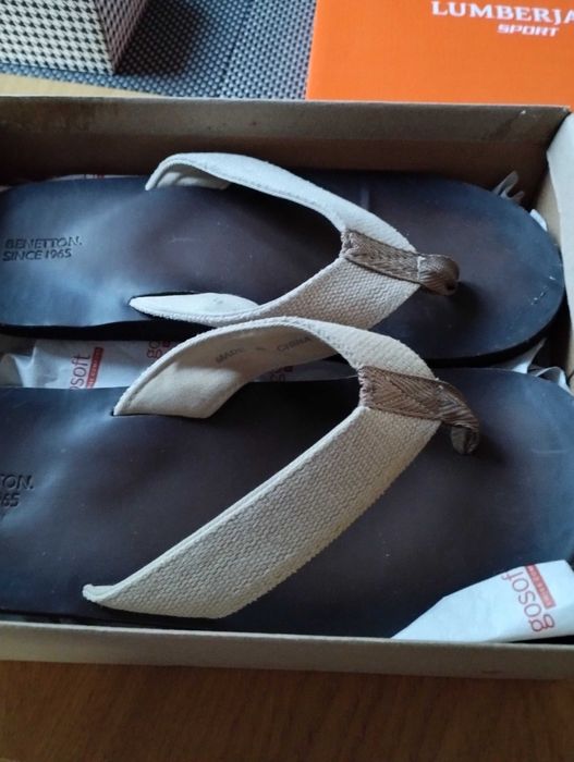 Klapki męskie rozmiar 41 firmy Benetton