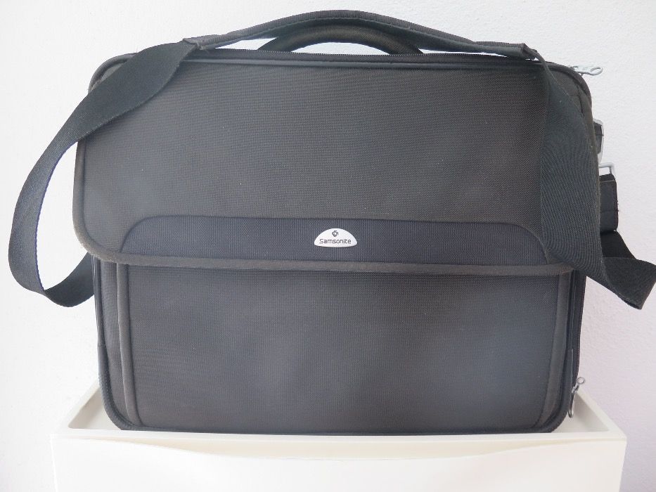mala portátil 17'' Samsonite