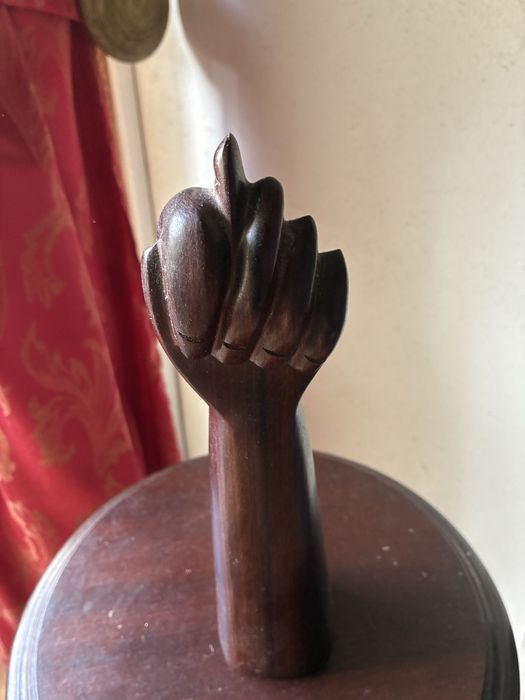 Objeto de Decoracao em Madeira