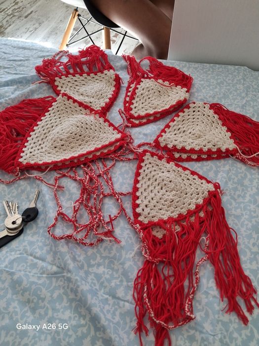 Bolsas  e top de croché por encomenda