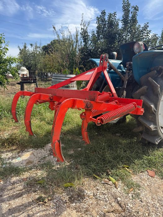 Trator Mitsubishi D1650