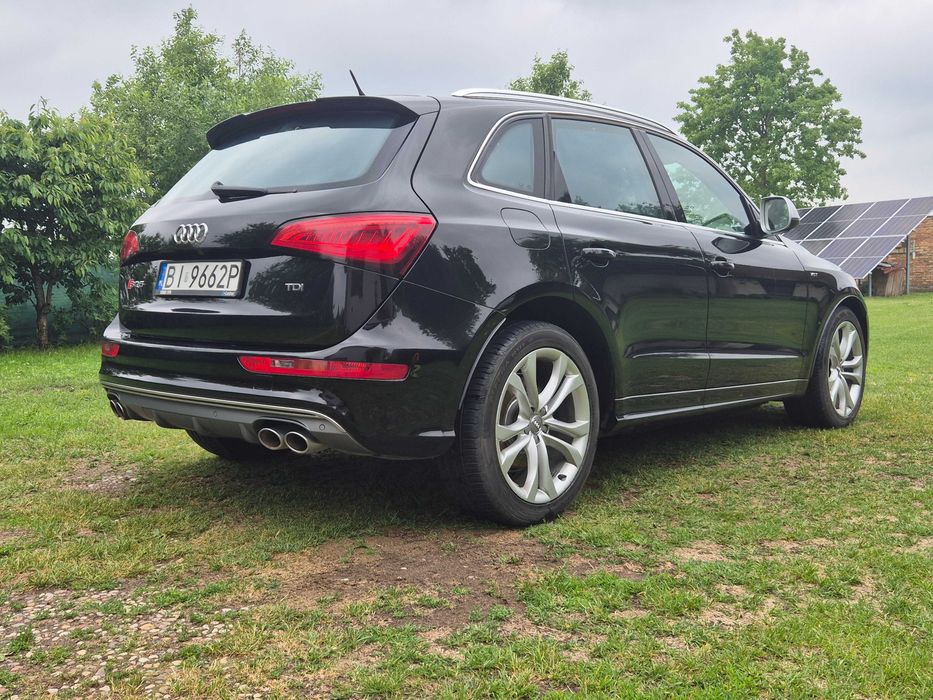 Samochód Audi Sq5