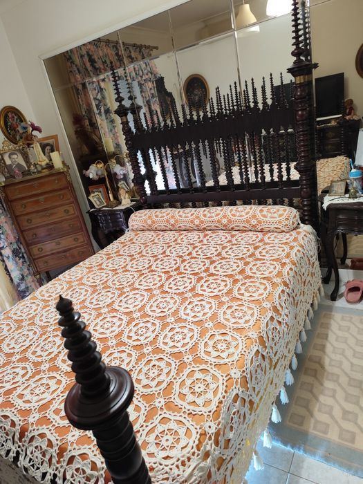 Vendo quarto de bilros completo