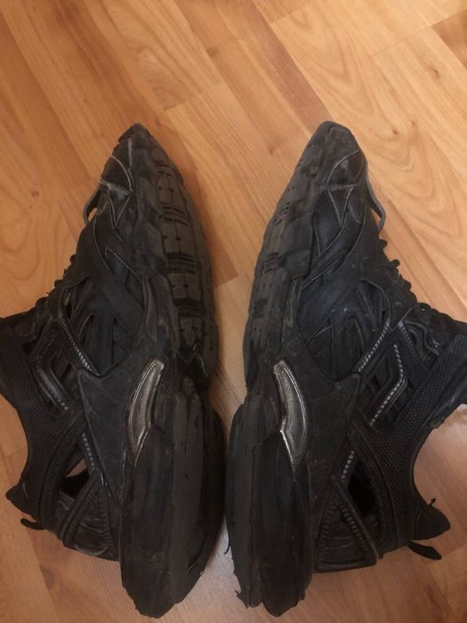 Balenciaga track 2