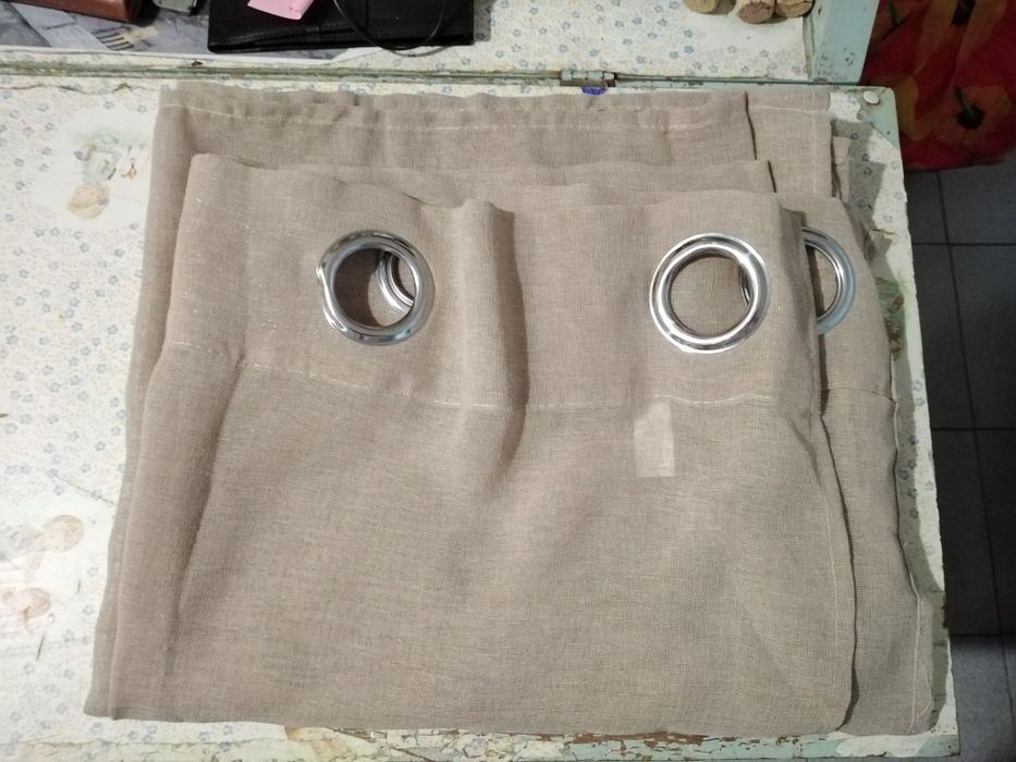 Vendo 3 cortinados novos bom estado