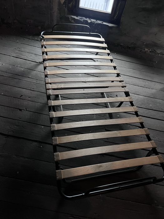 Lóżko polowe składane