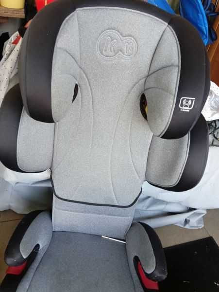 Fotelik dla dziecka samochodowy